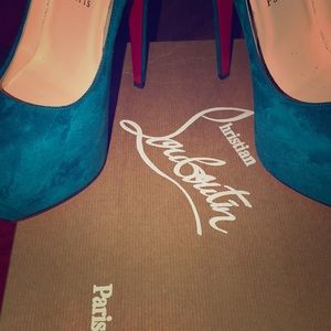 Authentic Christian Louboutin Daffodile red bottom
